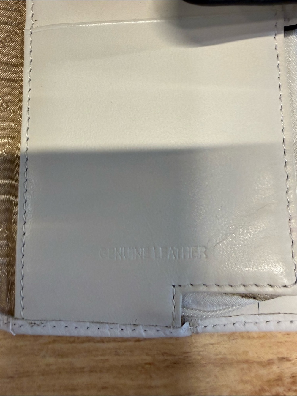 Lodis White Pebbled Leather Snap Wallet - Picture 5 of 6